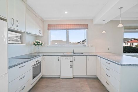 Photo of property in 7 Apollo Place, Papanui, Christchurch, 8052