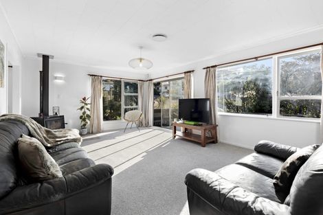 Photo of property in 48 Thurleigh Grove, Karori, Wellington, 6012