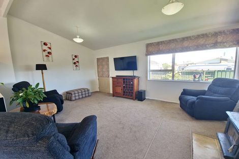 Photo of property in 2 Moana Crescent, Redwoodtown, Blenheim, 7201