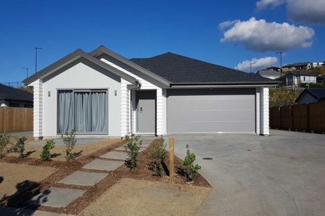 Photo of property in 117 Karepiro Drive, Stanmore Bay, Whangaparaoa, 0932