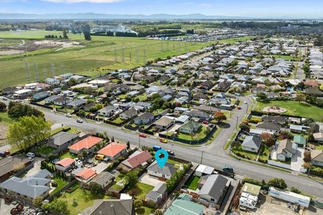 Photo of property in 17 Roberts Road, Hei Hei, Christchurch, 8042