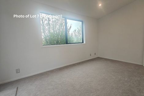 Photo of property in 122 Archibald Road, Kelston, Auckland, 0602