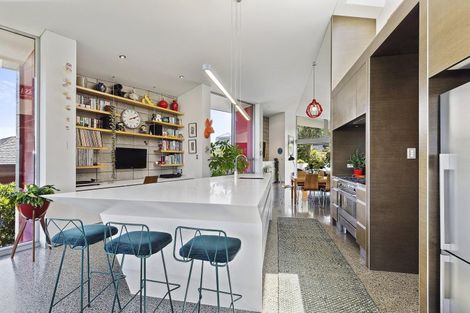 Photo of property in 29 Waru Street, Khandallah, Wellington, 6035