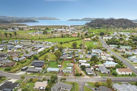 Photo of property in 35 Victoria Street, Coromandel, 3506