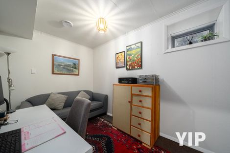 Photo of property in 5 Hallewell Crescent, Johnsonville, Wellington, 6037