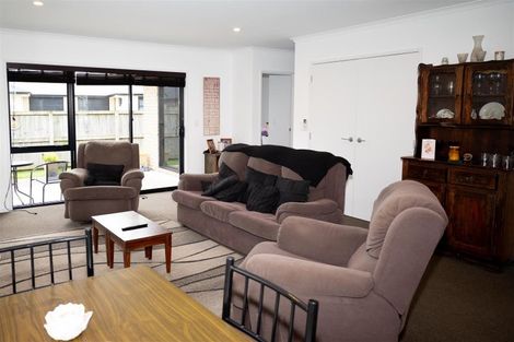 Photo of property in 18/11u Errol Close, Burbush, Hamilton, 3288