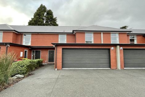 Photo of property in 11 Athol Terrace, Upper Riccarton, Christchurch, 8041