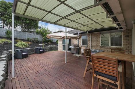 Photo of property in 9 Karika Place, Massey, Auckland, 0614