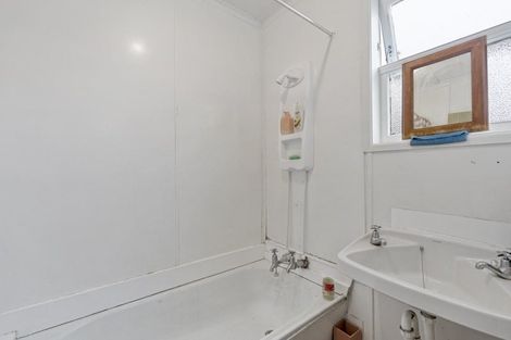Photo of property in 2 Toi Grove, Turangi, 3334