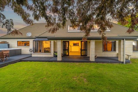 Photo of property in 14 Eders Road, Woodend, 7610