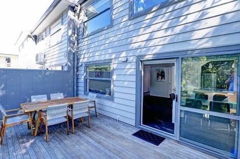 Photo of property in 42u3 Charlemont Street, Whitiora, Hamilton, 3200