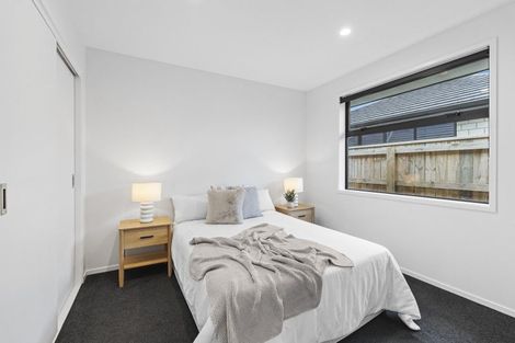 Photo of property in 5a Massey Street, Westown, New Plymouth, 4310
