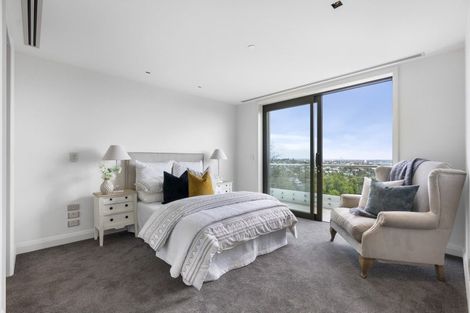 Photo of property in 121 Glenbervie Drive, Glenbervie, 0173