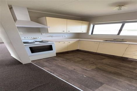 Photo of property in 30 Ngata Street, Palmerston North, 4410