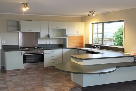 Photo of property in 2/76 Trafalgar Street, Waterloo, Lower Hutt, 5011