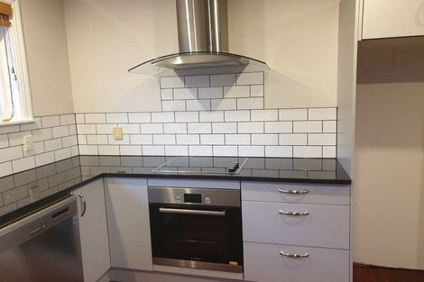 Photo of property in 111 Ruskin Road, Newlands, Wellington, 6037