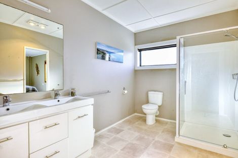 Photo of property in 54 Happy Jacks Road, Mahia, 4198