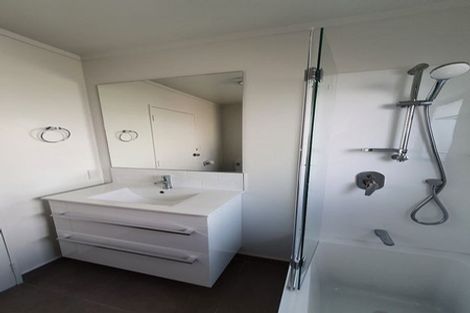 Photo of property in 26 Kentwood Drive, Woodridge, Wellington, 6037