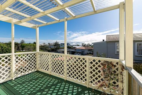 Photo of property in 47 Newington Road, Henderson, Auckland, 0612