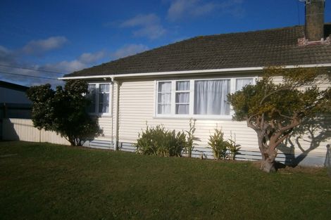 Photo of property in 12 Hunter Street, Taita, Lower Hutt, 5011