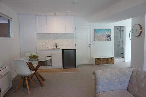 Photo of property in 7 Taumaru Avenue, Lowry Bay, Lower Hutt, 5013