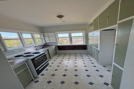 Photo of property in 35 Cavendish Square, Strathmore Park, Wellington, 6022