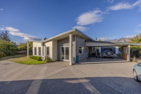 Photo of property in 7 Ellie Place, Lake Hawea, Wanaka, 9382