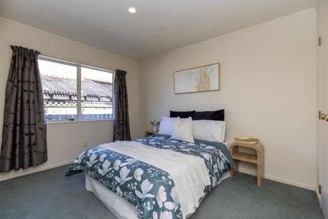 Photo of property in 22 Kowhai Grove, Raumati Beach, Paraparaumu, 5032