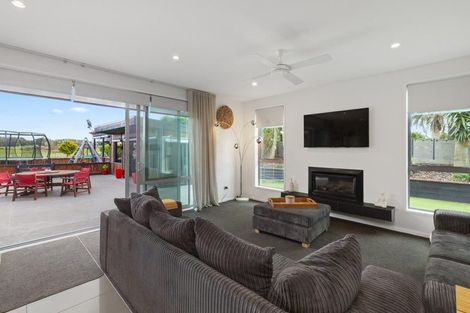 Photo of property in 26f Pacific Street, Waiuku, 2123