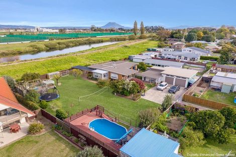 Photo of property in 163 College Road, Edgecumbe, 3120