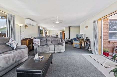 Photo of property in 13 Omahau Crescent, Twizel, 7901