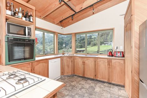 Photo of property in 1079 Ellis Wallace Road, Eskdale, Napier, 4182