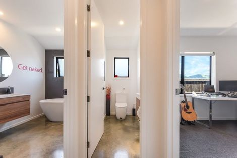 Photo of property in 17 Huntaway Close, Stoke, Nelson, 7011