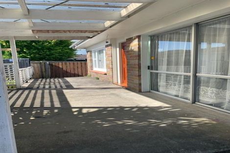 Photo of property in 11a Hill Crescent, Papakura, 2110