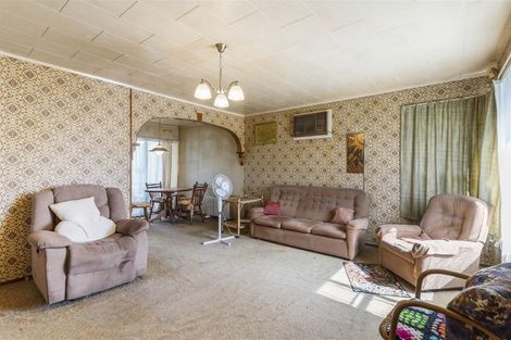 Photo of property in 73 Archmillen Avenue, Pakuranga Heights, Auckland, 2010