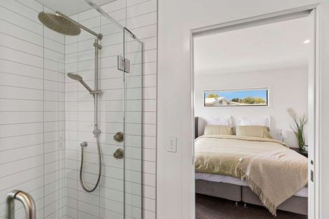 Photo of property in 7b Terrace Street, Marton, 4710