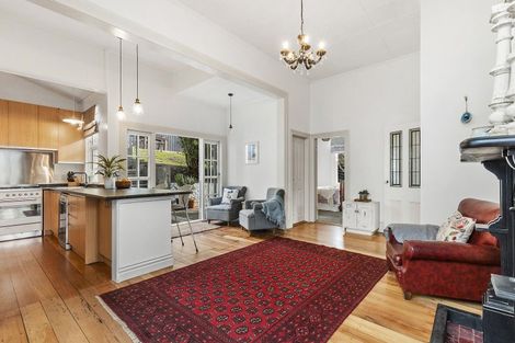 Photo of property in 66 Eden Street, Island Bay, Wellington, 6023