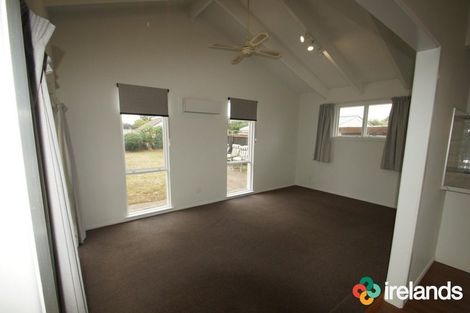 Photo of property in 144 Queenspark Drive, Parklands, Christchurch, 8083