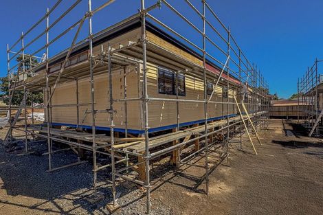 Photo of property in 17 Lane Road, Weymouth, Auckland, 2103