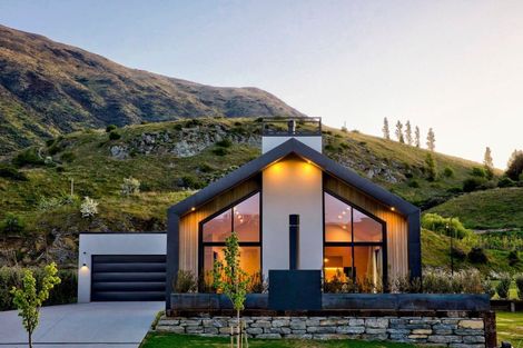 Photo of property in Kawarau Heights, 75 Kawarau Heights Boulevard, Lake Hayes, Queenstown, 9304