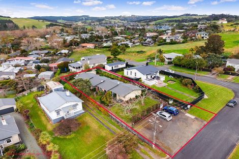 Photo of property in 1/3 Miro Street, Helensville, 0800