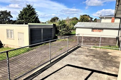 Photo of property in 259 Don Buck Road, Massey, Auckland, 0614