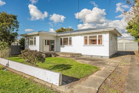 Photo of property in 12 Ward Street, Aramoho, Whanganui, 4500