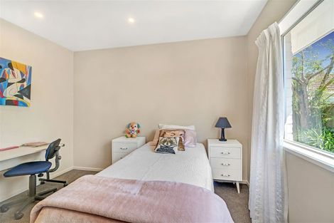 Photo of property in 70 Cutts Road, Russley, Christchurch, 8042