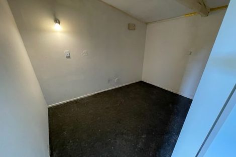 Photo of property in 22 Cliff View Drive, Green Bay, Auckland, 0604