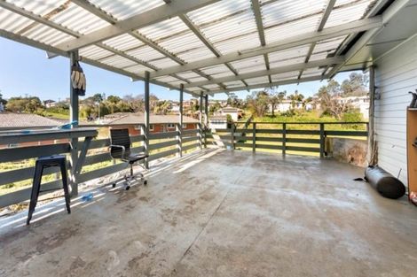 Photo of property in 22b Evans Road, Glen Eden, Auckland, 0602