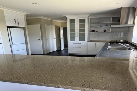 Photo of property in 19 Linklater Avenue, Bellevue, Tauranga, 3110