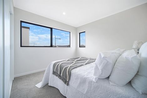 Photo of property in 30 Kairakau Street, Papakura, 2110