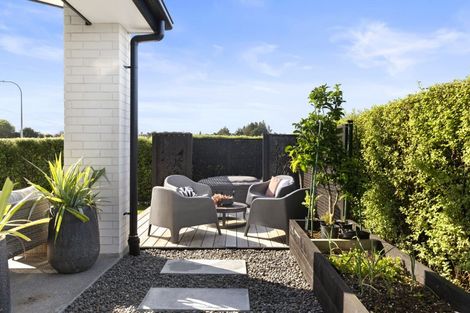 Photo of property in 1 Rongoa Maori Way, Pukekohe, 2120