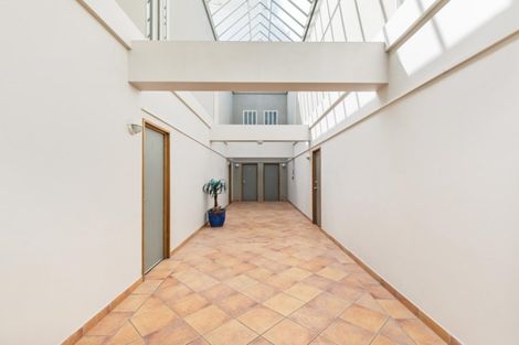 Photo of property in 5/81 Birkenhead Avenue, Birkenhead, Auckland, 0626